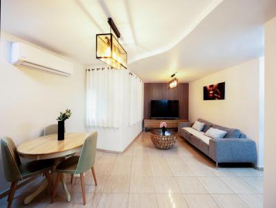 קווין רום Queen room