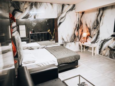 אדל רומס ירושלים