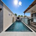 Love pool לאב פול