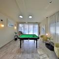 Love pool לאב פול