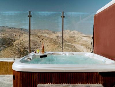 וילה אדומים